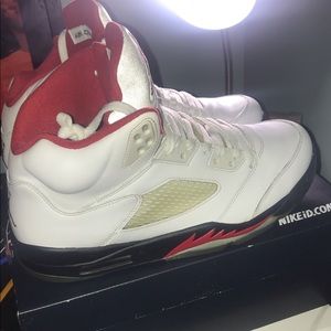 Jordan 5 fire red 2013 edition